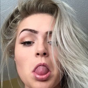 HEY FRIENDS!!(read below)